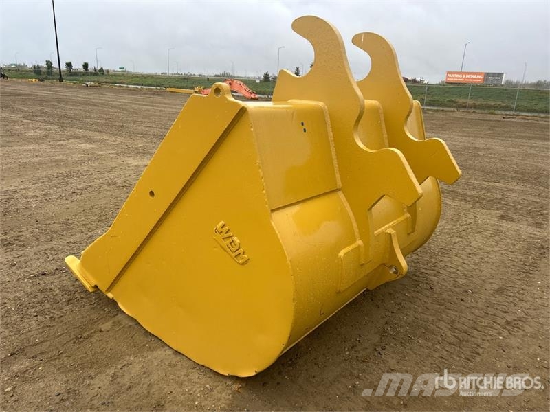 WBM 84 in Q/C Cleanup Excavator Bucket - Fits 400 Seri Buckets