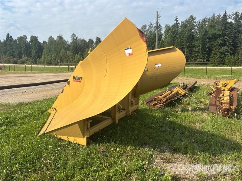 Weldco 144 in V-Plow Motor Grader Blade - Fits Cat Πτερύγια