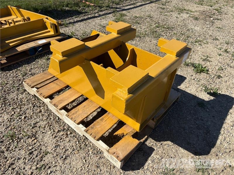 Weldco 26 in Quick Attach - Fits Grader Other components