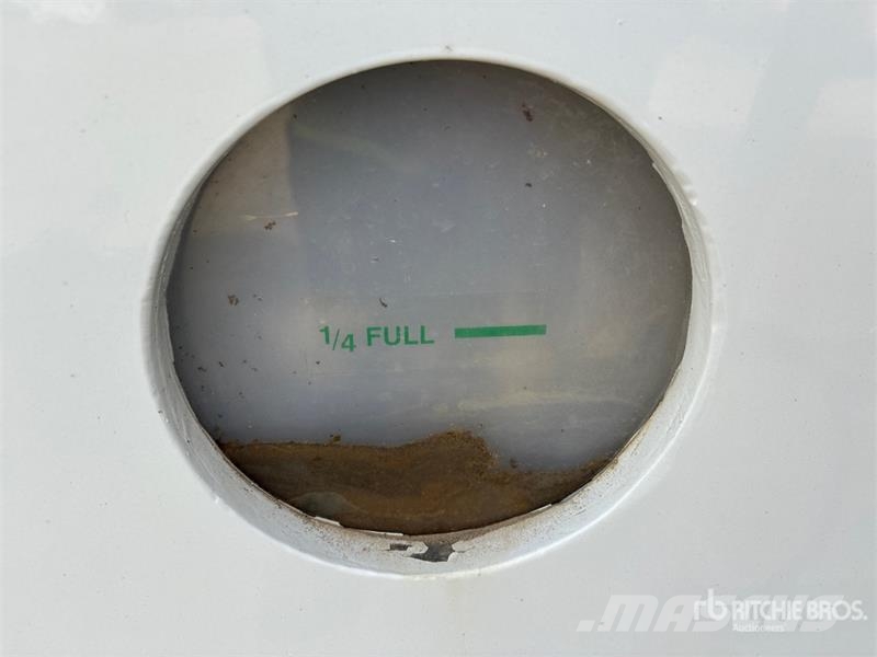 Wellington WP6000 Truck Mount Water Tank 연료 및 첨가제 탱크