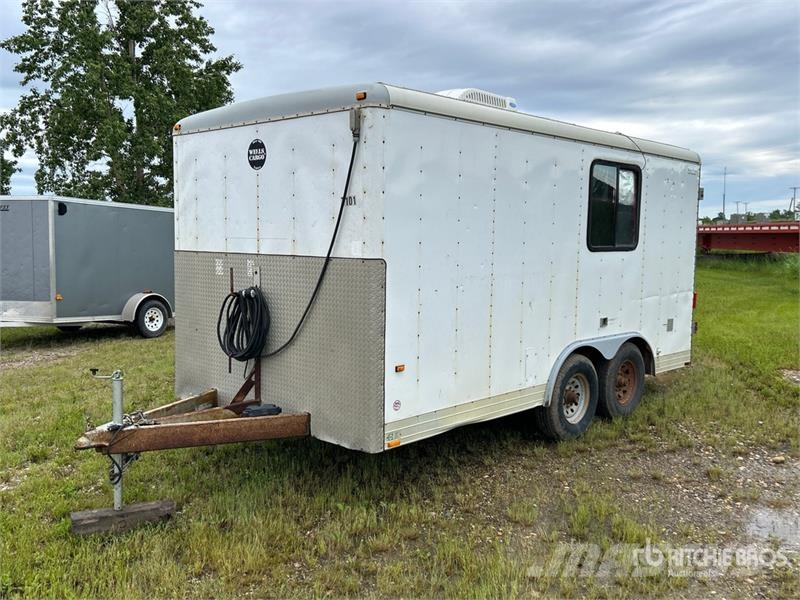 Wells Cargo 16 ft T/A Office Enclosed Trailer Gesloten opbouw trailers