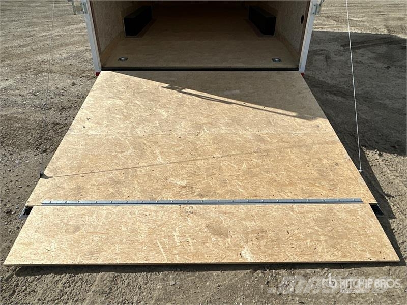 Wells Cargo 21 ft T/A Enclosed Trailer (Unused) Umpikoriperävaunut