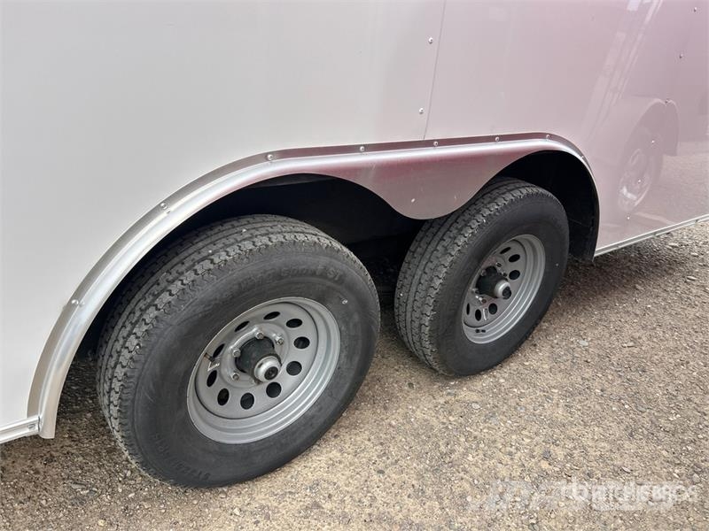 Wells Cargo 21 ft T/A Enclosed Trailer (Unused) Umpikoriperävaunut