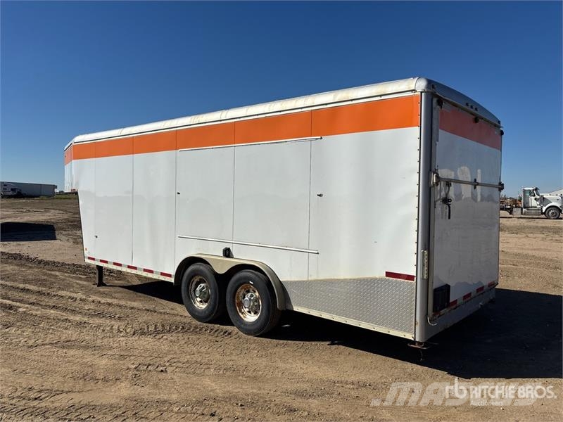 Wells Cargo 28 ft T/A Enclosed Trailer Dobozos pótkocsik