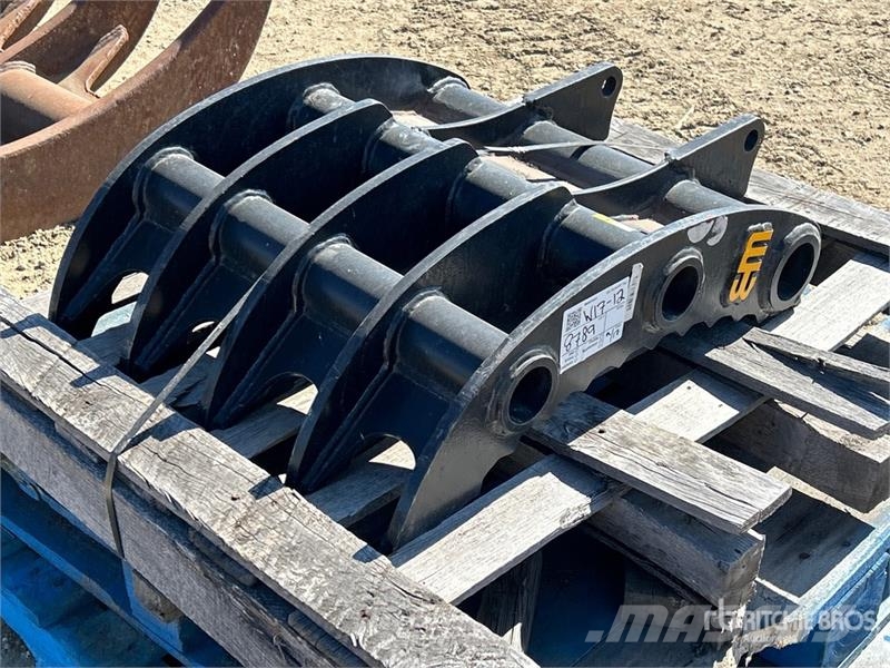 Werk-Brau Co.Inc 1GR245292AN 24 in Excavator Grapple - Fits 兩爪吊夾