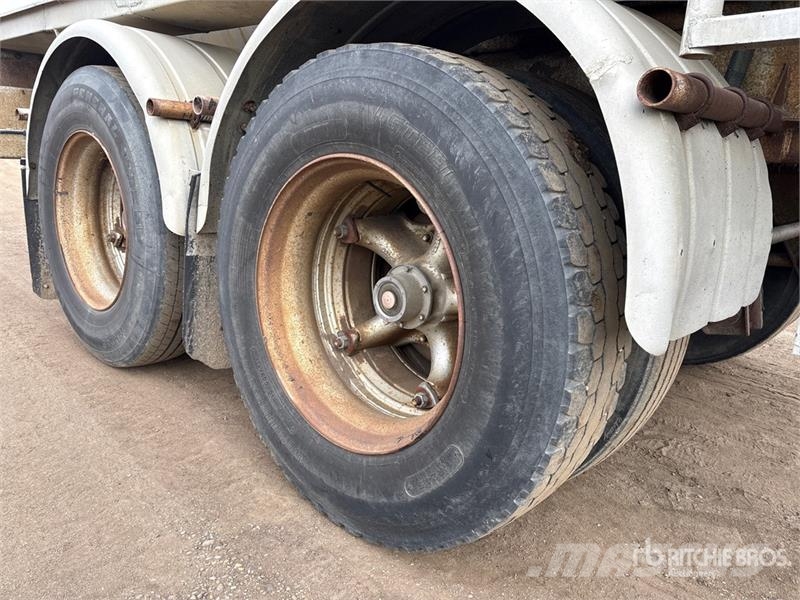  Westank T/A Pup Asphalt Pup Tanker Trailer مقطورات ذات صهاريج