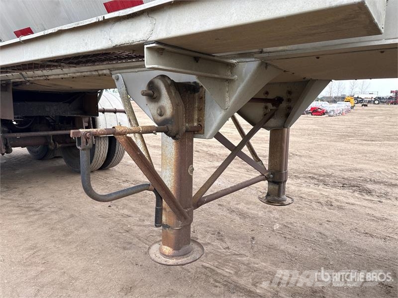  Westank T/A Pup Asphalt Pup Tanker Trailer مقطورات ذات صهاريج