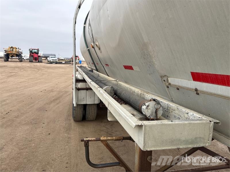  Westank T/A Pup Asphalt Pup Tanker Trailer مقطورات ذات صهاريج