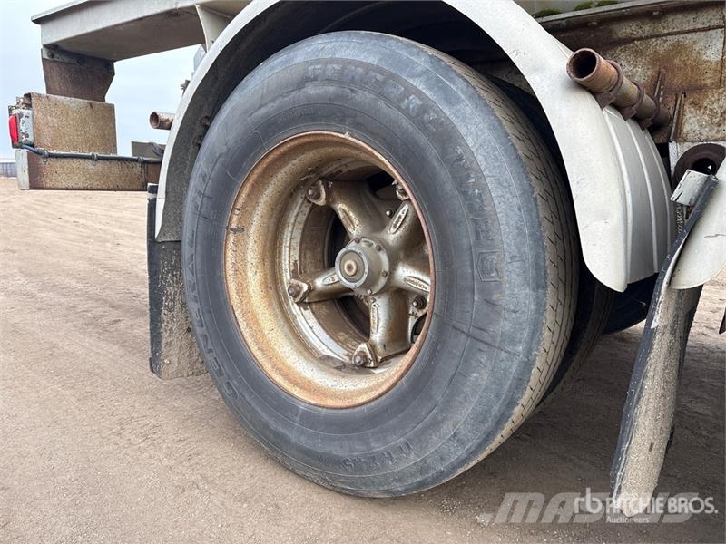  Westank T/A Pup Asphalt Pup Tanker Trailer مقطورات ذات صهاريج