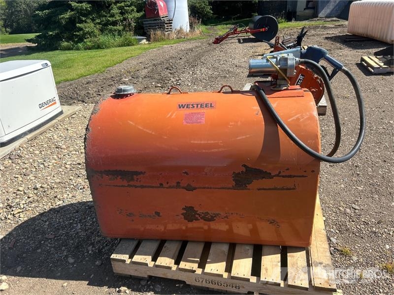  Westeel 100 gal Steel Fuel Tank Fuel and additive tanks