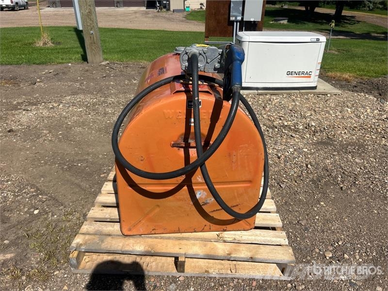  Westeel 100 gal Steel Fuel Tank Fuel and additive tanks