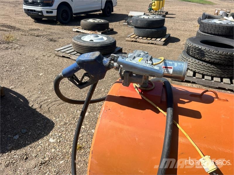  Westeel 100 gal Steel Fuel Tank Fuel and additive tanks