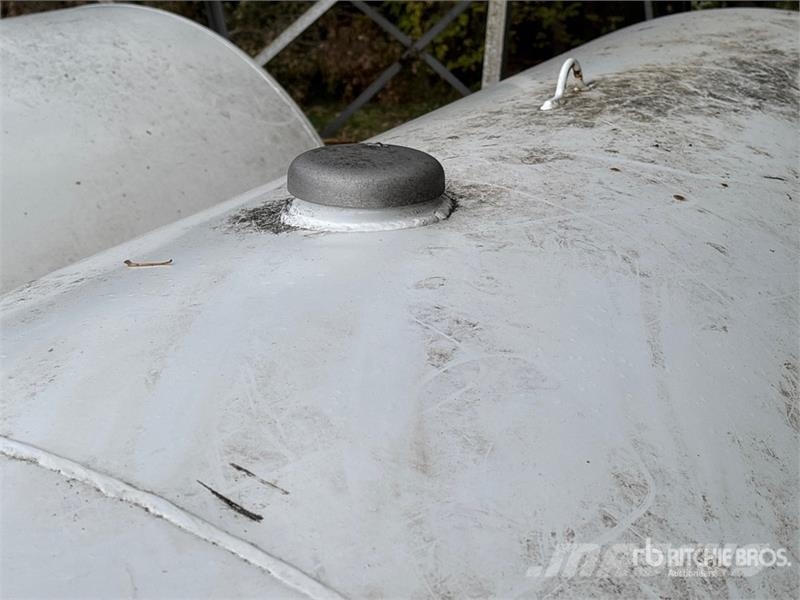  Westeel 1000 gal Diesel Fuel Tank Баки для топлива и присадок