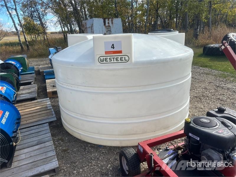  Westeel 1000 gal Poly Water Tank Баки для топлива и присадок
