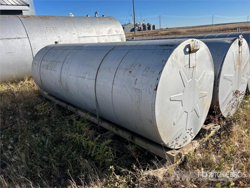 Westeel 1000 gal Skid Mounted Steel Fuel Tank Degvielas un piedevu tvertnes