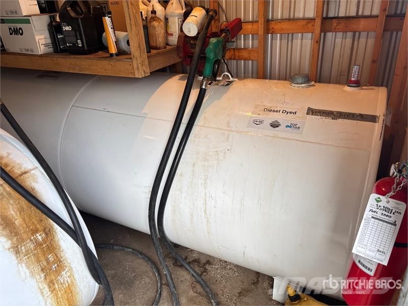 Westeel 1000 gal Steel Diesel Fuel Tank Nádrže na palivo a aditiva