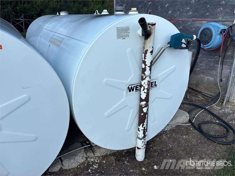 Westeel 1000 gal Steel Diesel 1000 Gallon Fuel Tan 연료 및 첨가제 탱크