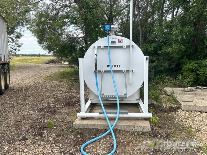 Westeel 11000 L Skid Mounted Diesel Fuel Tank 연료 및 첨가제 탱크