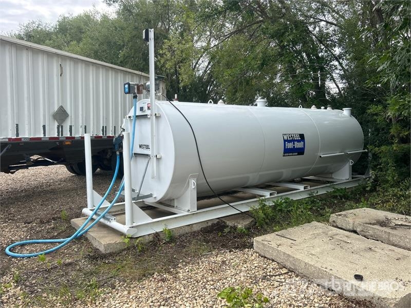 Westeel 11000 L Skid Mounted Diesel Fuel Tank 연료 및 첨가제 탱크