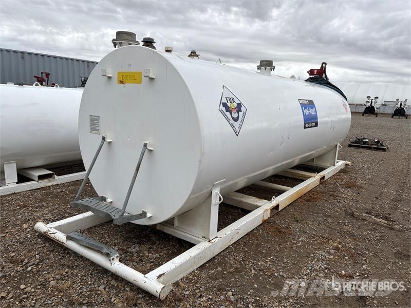Westeel 11000 L Skid Mounted Steel Diesel Fuel Tan 연료 및 첨가제 탱크