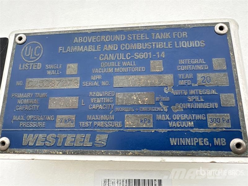 Westeel 11000 L Skid Mounted Steel Diesel Fuel Tan 연료 및 첨가제 탱크