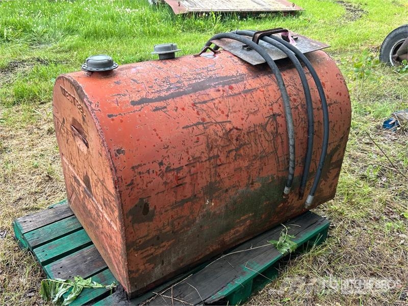 Westeel 120 gal Steel Fuel Tank Fuel and additive tanks