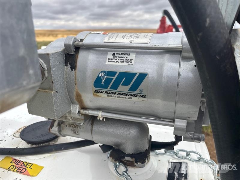  Westeel 1200 gal Steel Diesel Fuel Tank Depósitos de combustible y aditivos