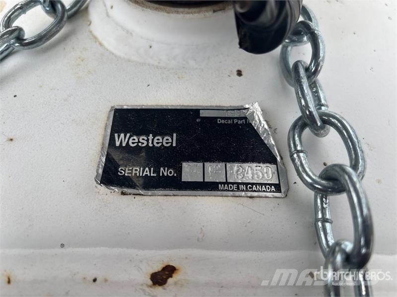  Westeel 1200 gal Steel Diesel Fuel Tank Depósitos de combustible y aditivos