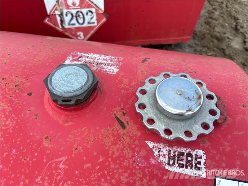 Westeel 130 gal Portable Steel Diesel Fuel Tank Резервоари за гориво и добавки
