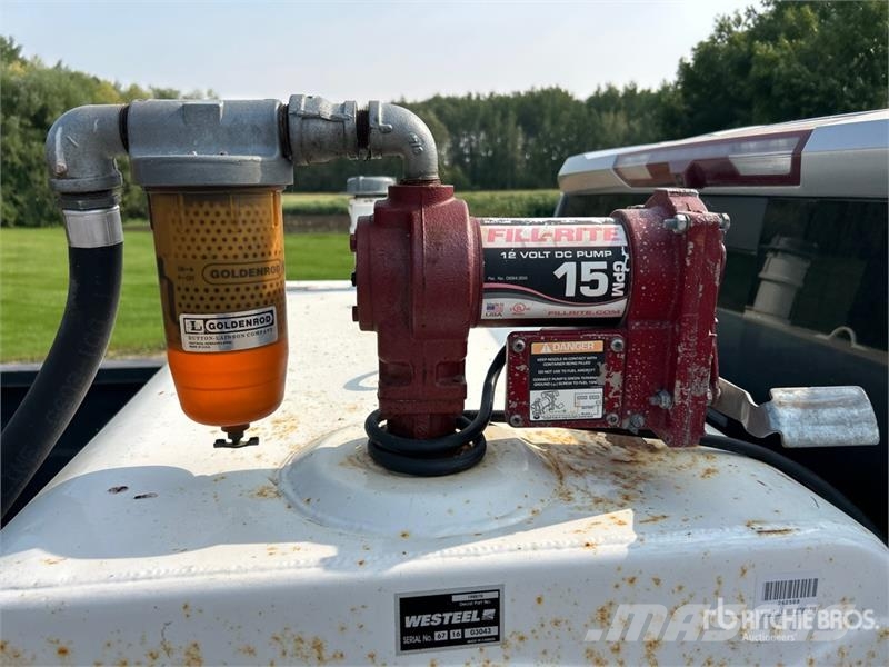Westeel 150 gal Steel Diesel Slip Fuel Tank 연료 및 첨가제 탱크