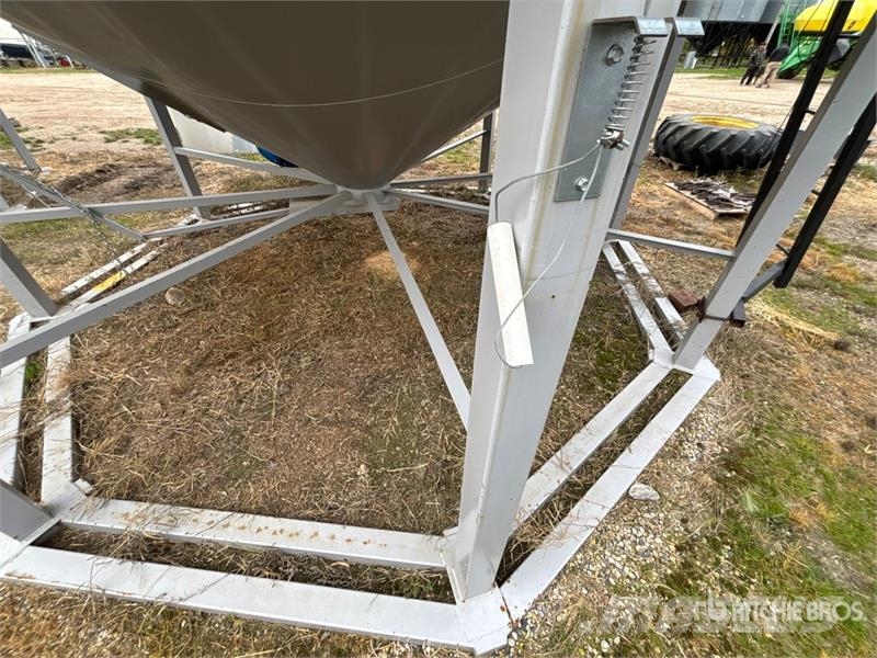 Westeel 1505 +/- 3000 bu 5 Ring Hopper Grain Bin Strojevi za preradu i skadištenje žetva - Ostalo