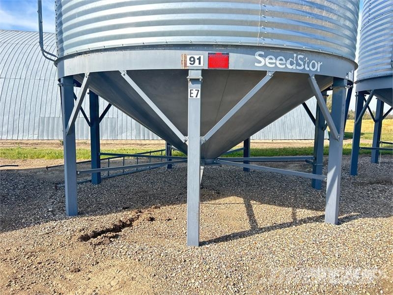 Westeel 1505 +/- 3200 bu 5 Ring Grain Bin Macchine/unitá di lavorazione e stoccaggio/altri