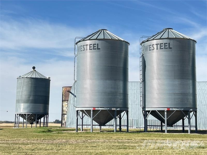  Westeel 1505 +/- 3200 bu 5 Ring Grain Bin Saagi töötlemise ja ladustamise seadmed - Muud