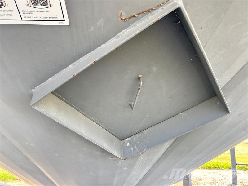 Westeel 1505 +/- 3200 bu 5 Ring Grain Bin Macchine/unitá di lavorazione e stoccaggio/altri