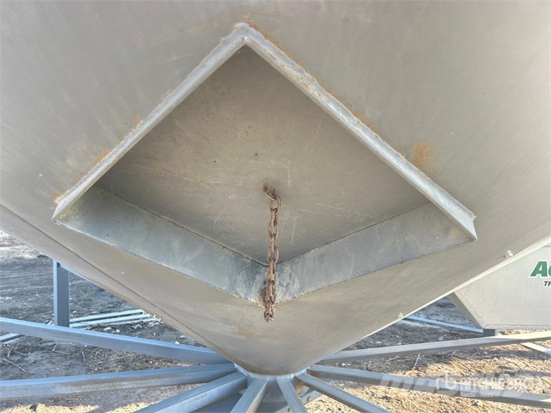 Westeel 1805 +/- 4800 bu 5 Ring Grain Bin Naprave za predelavo in shranjevanje žetve - Ostalo