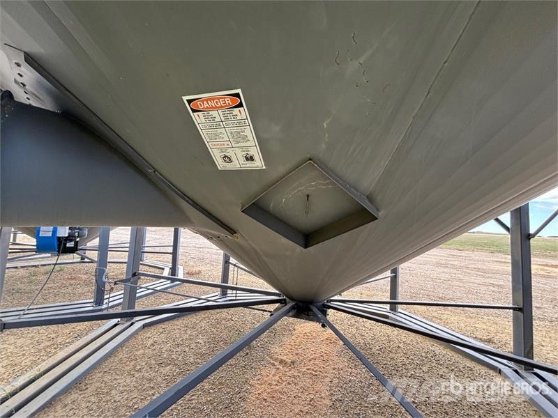 Westeel 1805 +/- 4800 bu 5 Ring Hopper Grain Bin Unidades/máquinas de processamento e armazenamento de culturas - Outros