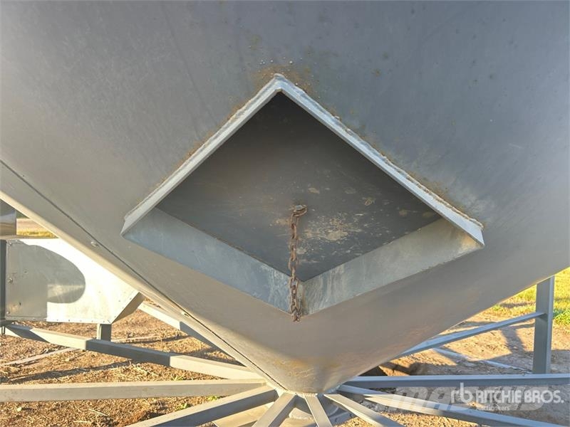 Westeel 1805 +/- 4800 bu 5 Ring Grain Bin Naprave za predelavo in shranjevanje žetve - Ostalo