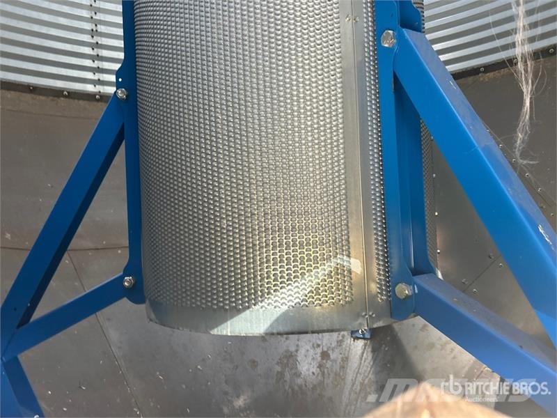 Westeel 1805 +/- 4800 bu 5 Ring Grain Bin Stockage, conditionnement - Autres