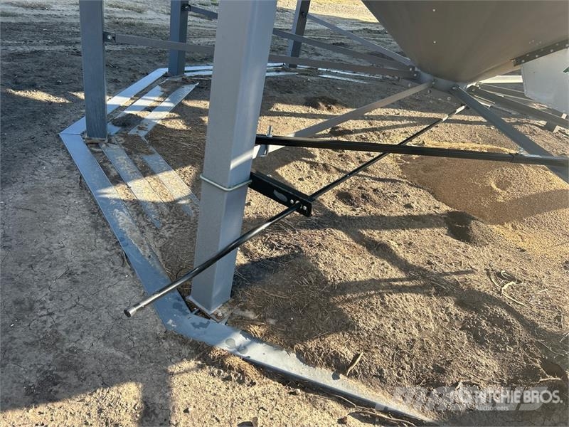 Westeel 1805 +/- 4800 bu 5 Ring Grain Bin Naprave za predelavo in shranjevanje žetve - Ostalo