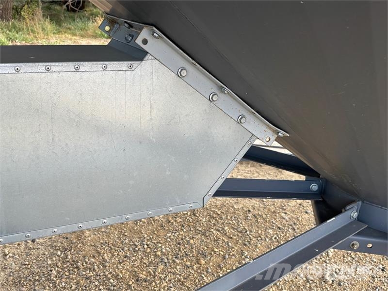 Westeel 1805 +/- 4800 bu 5 Ring Hopper Grain Bin Unidades/máquinas de processamento e armazenamento de culturas - Outros