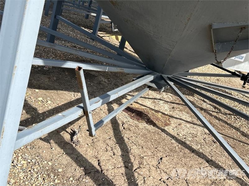 Westeel 1805 +/- 4800 bu 5 Ring Grain Bin Stockage, conditionnement - Autres