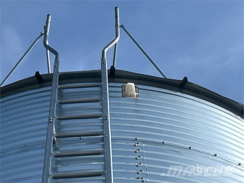 Westeel 1805 +/- 4800 bu 5 Ring Grain Bin Stockage, conditionnement - Autres