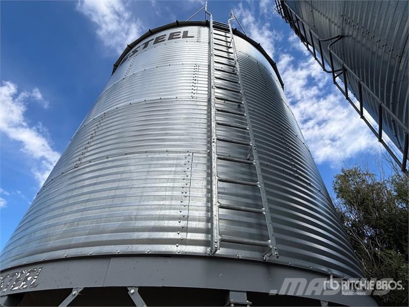 Westeel 1805 +/- 4800 bu 5 Ring Hopper Grain Bin Unidades/máquinas de processamento e armazenamento de culturas - Outros