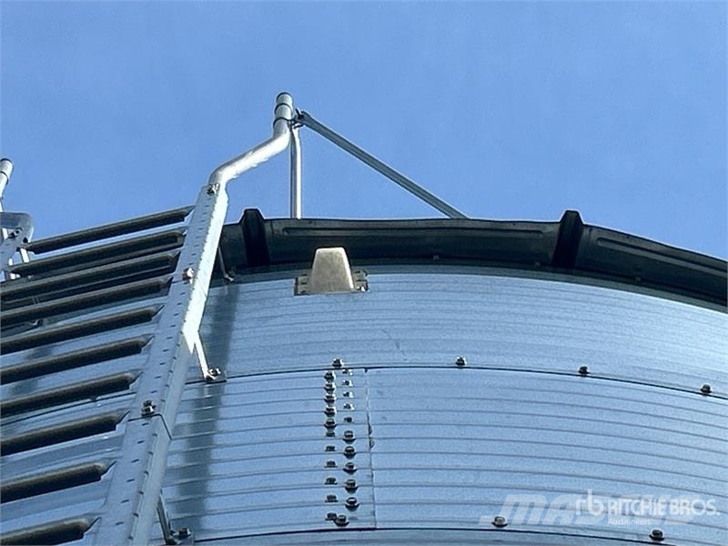 Westeel 1805 +/- 4800 bu 5 Ring Grain Bin Maszyny uprawowe,przechowalnie - Inne