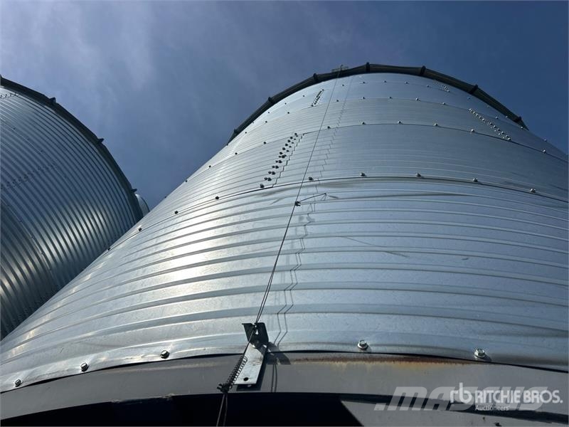 Westeel 1805 +/- 4800 bu 5 Ring Grain Bin Maszyny uprawowe,przechowalnie - Inne