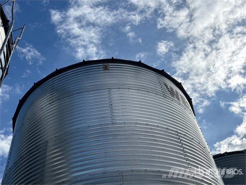 Westeel 1805 +/- 4800 bu 5 Ring Hopper Grain Bin Unidades/máquinas de processamento e armazenamento de culturas - Outros