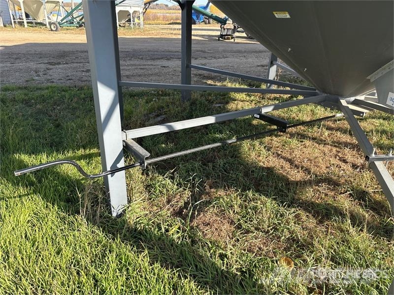 Westeel 1805 +/- 4900 bu 5 Ring Hopper Grain Bin Stockage, conditionnement - Autres