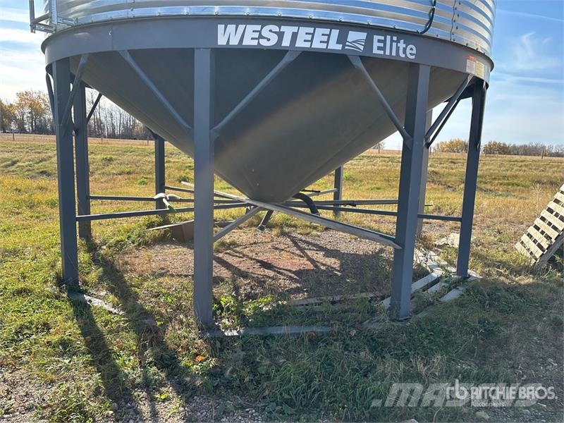 Westeel 1805 +/- 4900 bu 5 Ring Hopper Grain Bin Stockage, conditionnement - Autres