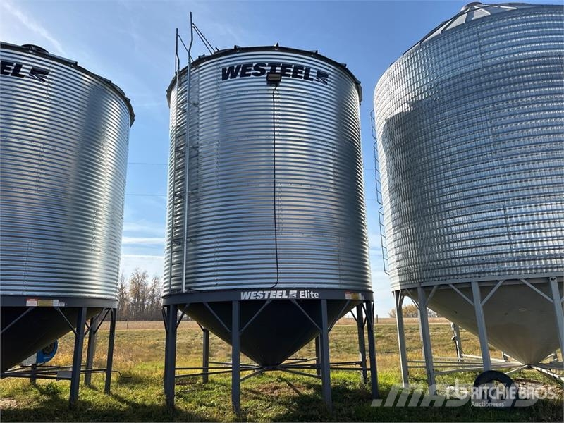 Westeel 1805 +/- 4900 bu 5 Ring Hopper Grain Bin Stockage, conditionnement - Autres