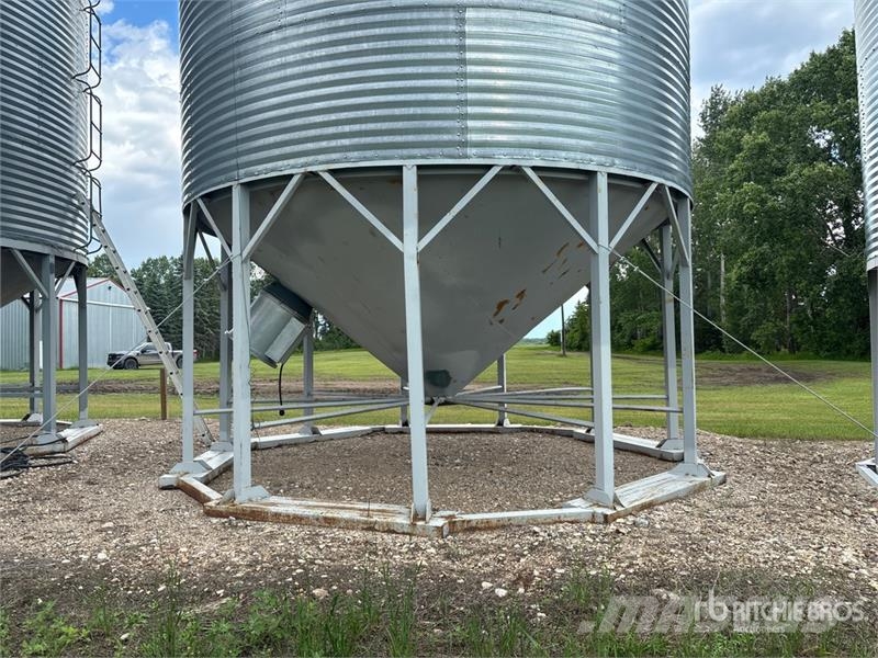  Westeel 1805 +/- 4900 bu 5 Ring Hopper Grain Bin Mašine za preradu i skladištenje berbe - Ostalo